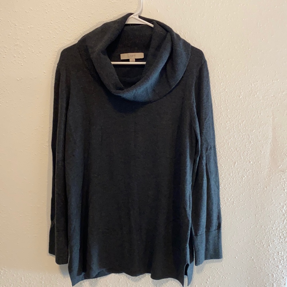 Ann Taylor Loft XL charcoal gray cowl neck tunic sweater